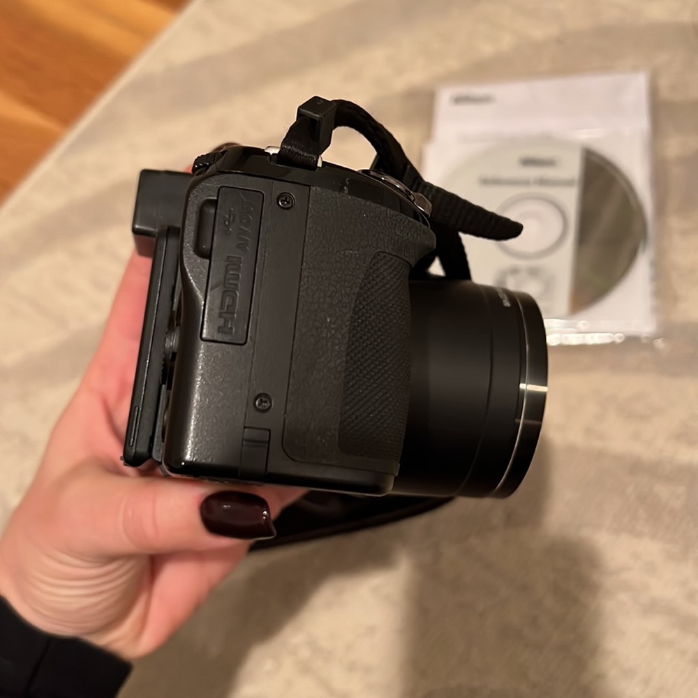 Nikon Camera - Picture 14 of 15